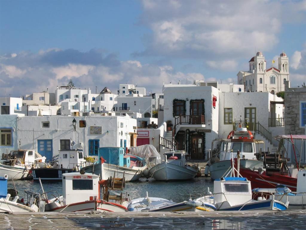 Sunloft-Paros Aparthotel Náousa Exterior foto